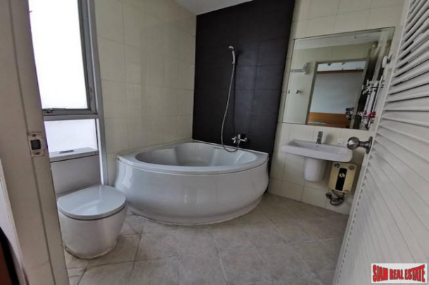 3 Bed, 3 Bath, ApartmentFor Sale, Asok, Bangkok