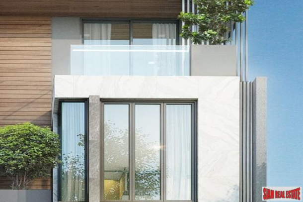 3 Bed, 5 Bath, HouseFor Sale, Phunnawithee, Bangkok