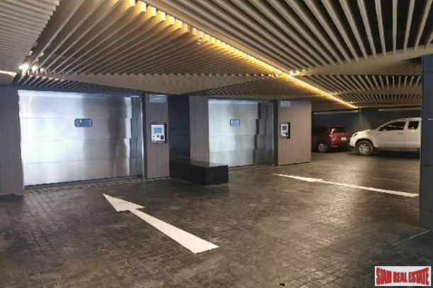 2 Bed, 2 Bath, ApartmentFor Sale, Nana, Bangkok