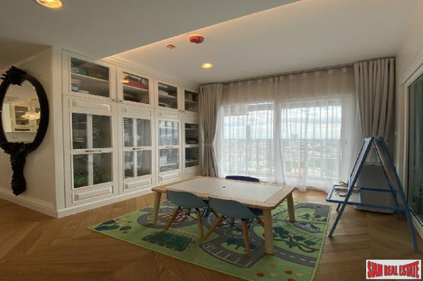 2 Bed, 3 Bath, ApartmentFor Sale, Silom, Bangkok 2 Bed, 3 Bath, ApartmentFor Sale, Silom, Bangkok
