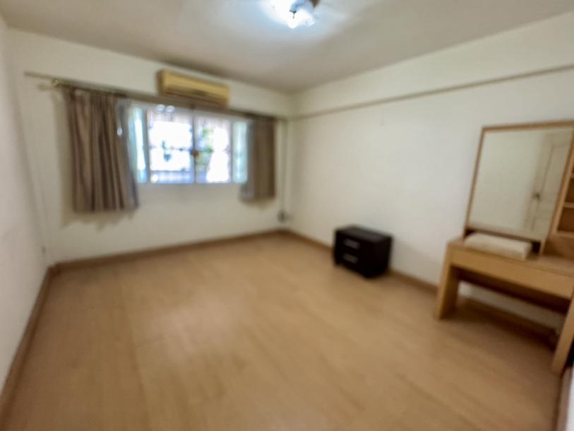 3 Bed, 3 Bath, HouseFor Sale, Phrom Phong, Bangkok