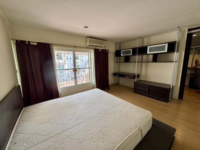 3 Bed, 3 Bath, HouseFor Sale, Phrom Phong, Bangkok