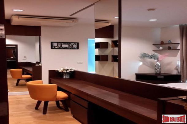 2 Bed, 2 Bath, ApartmentFor Sale, Silom, Bangkok