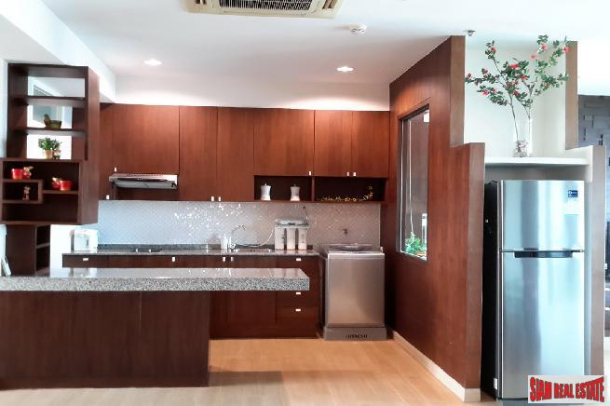 2 Bed, 2 Bath, ApartmentFor Sale, Silom, Bangkok