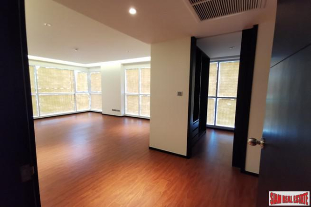 4 Bed, 5 Bath, ApartmentFor Sale, Ratchadamri, Bangkok