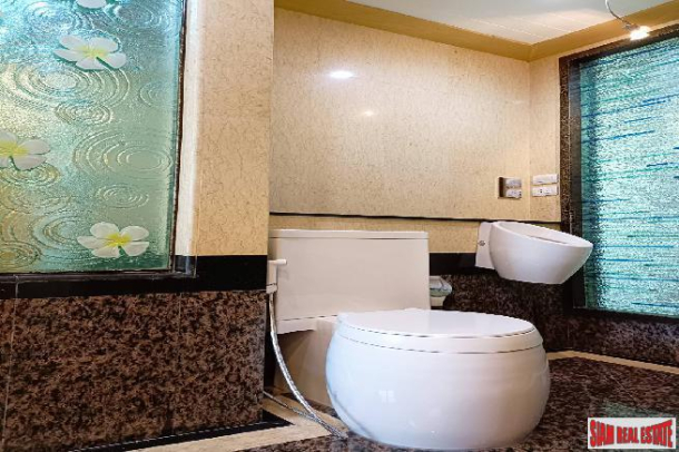 2 Bed, 2 Bath, ApartmentFor Sale, Ekkamai, Bangkok