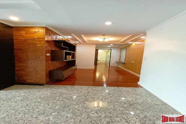 2 Bed, 2 Bath, ApartmentFor Sale, Ekkamai, Bangkok