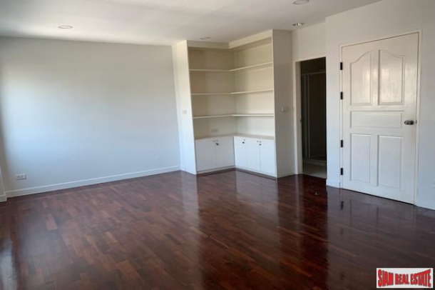 5 Bed, 5 Bath, HouseFor Sale, Ekkamai, Bangkok