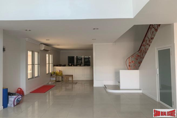 5 Bed, 5 Bath, HouseFor Sale, Ekkamai, Bangkok