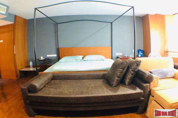 3 Bed, 5 Bath, HouseFor Sale, Thong Lo, Bangkok