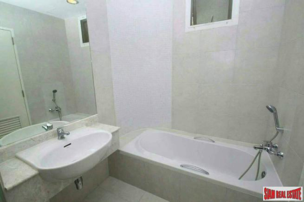 3 Bed, 2 Bath, ApartmentFor Sale, Central - Hua Hin, Prachuap Khiri Khan