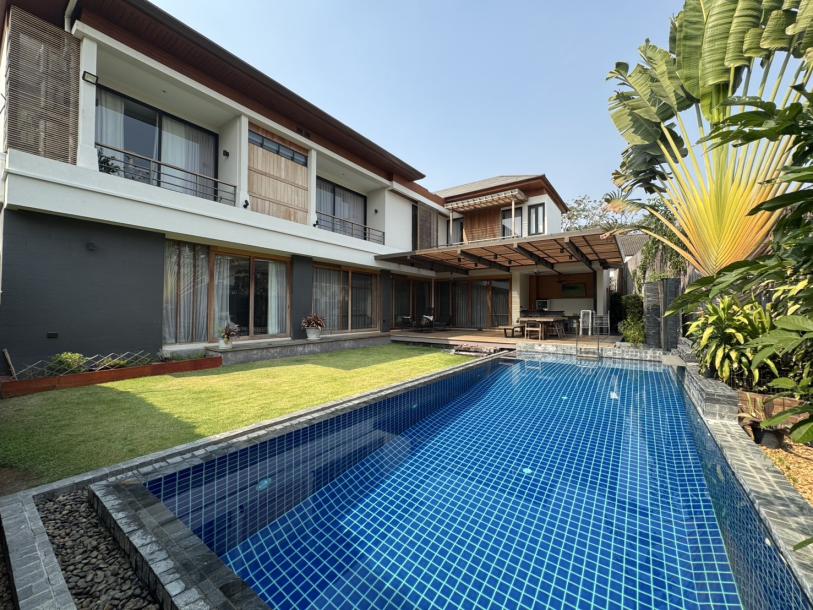 4 Bed, 6 Bath, HouseFor Sale, Phra Khanong, Bangkok