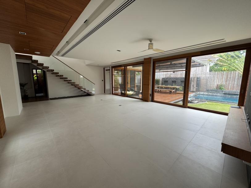 4 Bed, 6 Bath, HouseFor Sale, Phra Khanong, Bangkok