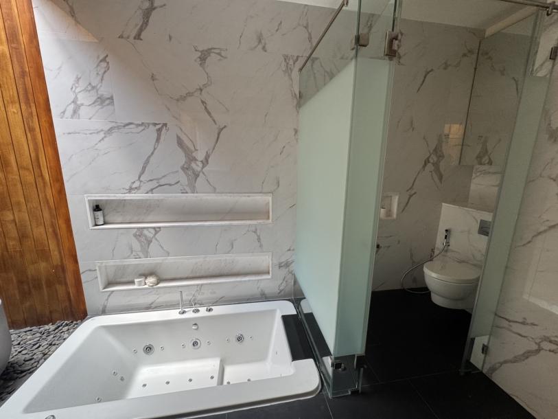 4 Bed, 6 Bath, HouseFor Sale, Phra Khanong, Bangkok