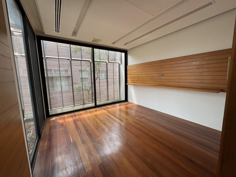 4 Bed, 6 Bath, HouseFor Sale, Phra Khanong, Bangkok