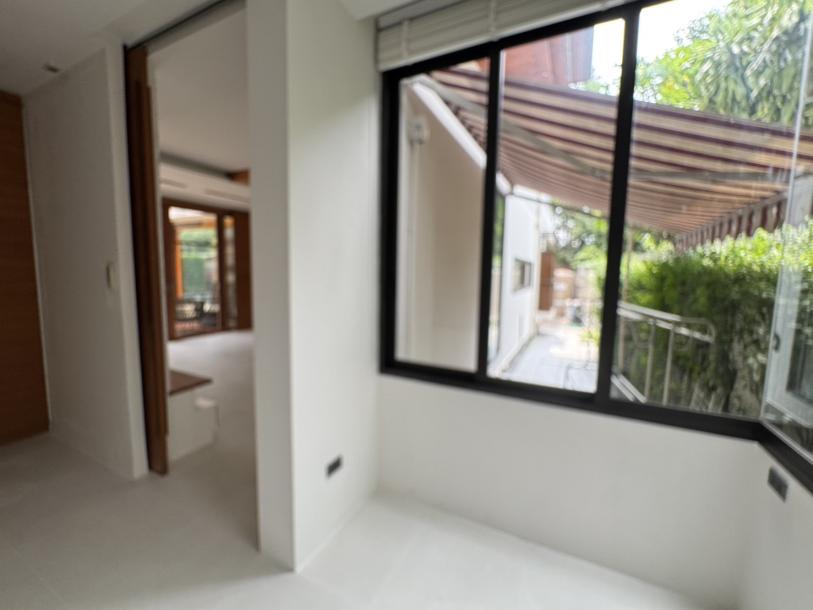 4 Bed, 6 Bath, HouseFor Sale, Phra Khanong, Bangkok