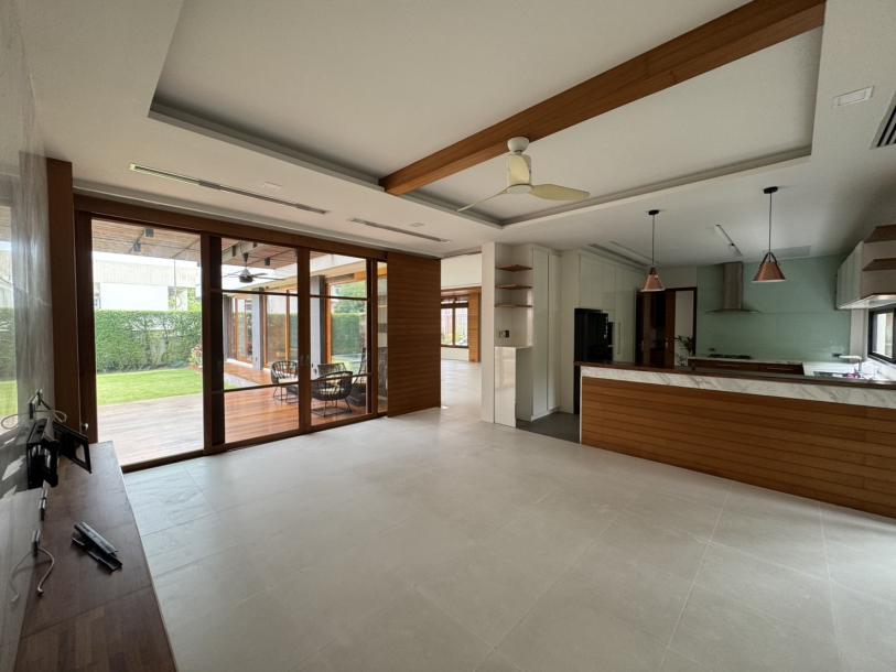 4 Bed, 6 Bath, HouseFor Sale, Phra Khanong, Bangkok