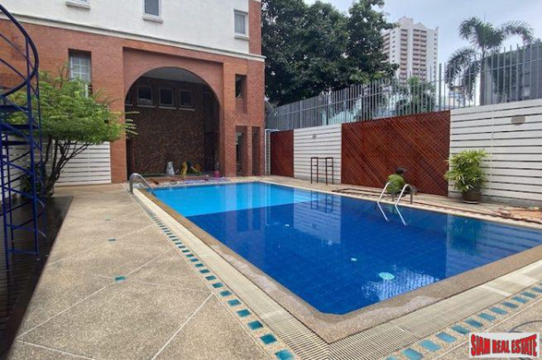 3 Bed, 2 Bath, ApartmentFor Sale, Phrom Phong, Bangkok