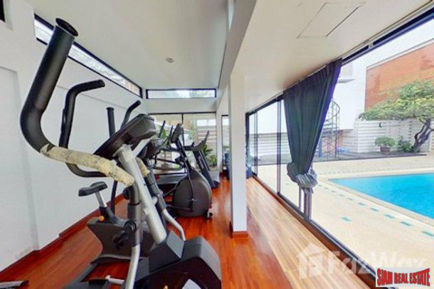 3 Bed, 2 Bath, ApartmentFor Sale, Phrom Phong, Bangkok