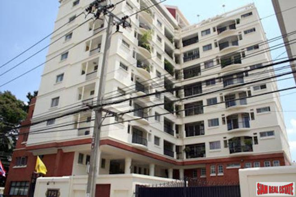 3 Bed, 2 Bath, ApartmentFor Sale, Phrom Phong, Bangkok