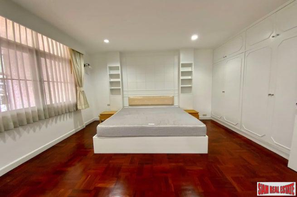 3 Bed, 2 Bath, ApartmentFor Sale, Phrom Phong, Bangkok