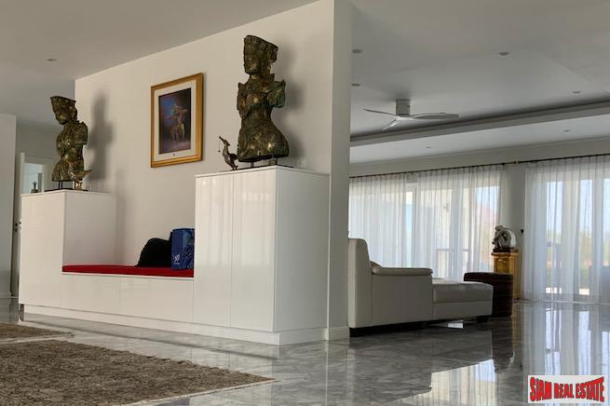 5 Bed, 4 Bath, HouseFor Sale, North - Hua Hin, Prachuap Khiri Khan
