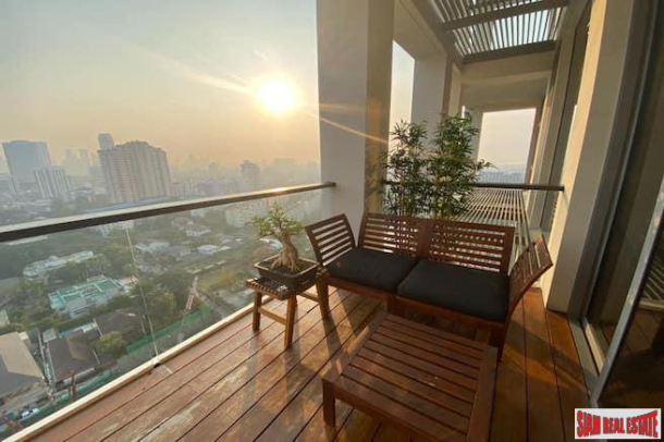 1 Bed, 2 Bath, ApartmentFor Sale, Lumphini, Bangkok