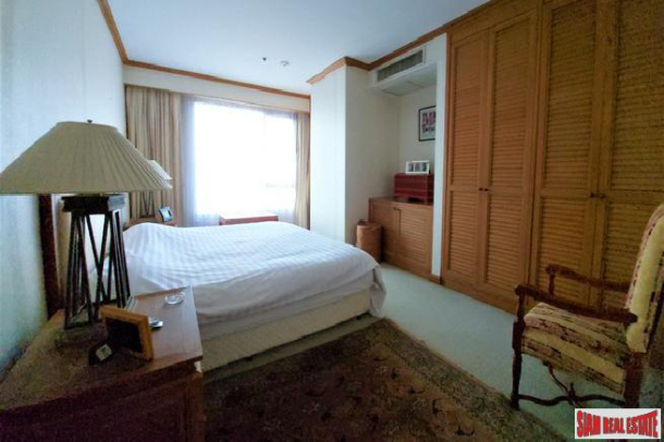 2 Bed, 2 Bath, ApartmentFor Sale, Silom, Bangkok