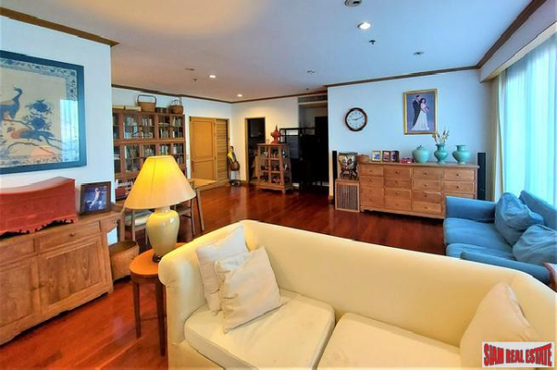 2 Bed, 2 Bath, ApartmentFor Sale, Silom, Bangkok