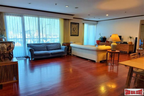 2 Bed, 2 Bath, ApartmentFor Sale, Silom, Bangkok