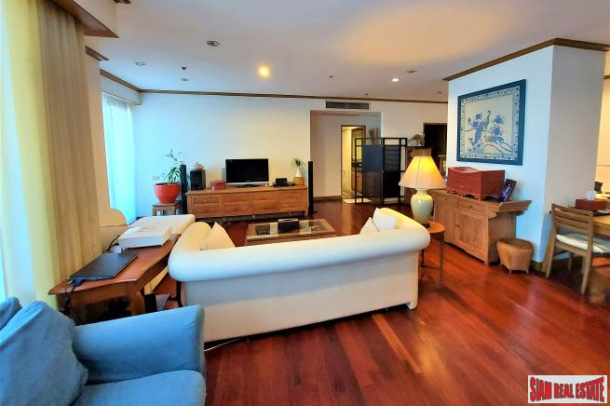 2 Bed, 2 Bath, ApartmentFor Sale, Silom, Bangkok