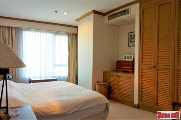 2 Bed, 2 Bath, ApartmentFor Sale, Silom, Bangkok