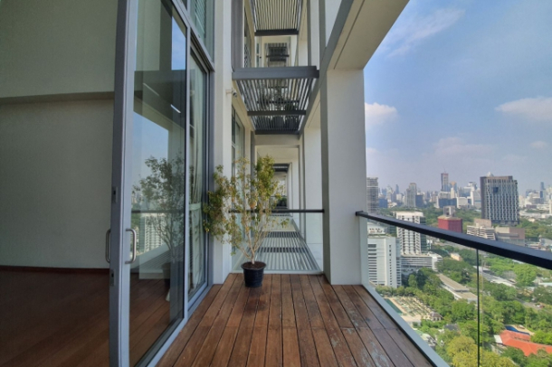 2 Bed, 2 Bath, ApartmentFor Sale, Silom, Bangkok