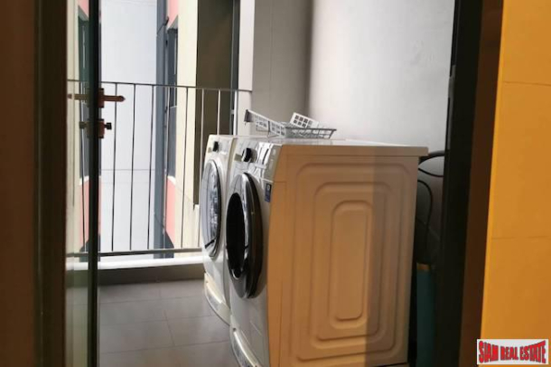 2 Bed, 2 Bath, ApartmentFor Sale, Silom, Bangkok