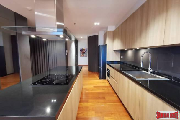 2 Bed, 2 Bath, ApartmentFor Sale, Silom, Bangkok