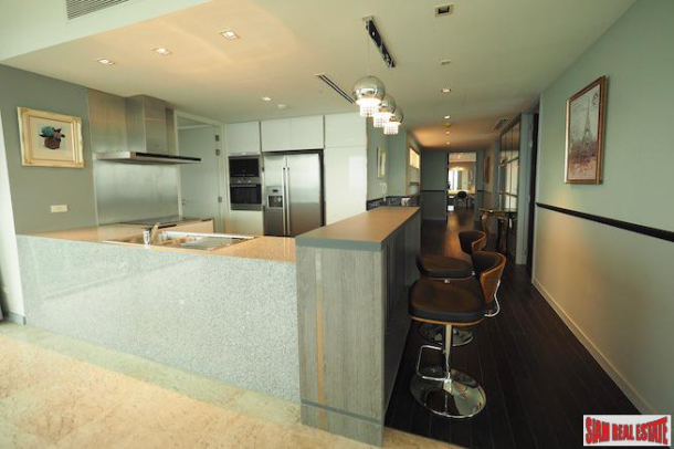 3 Bed, 3 Bath, ApartmentFor Sale, Surasak, Bangkok