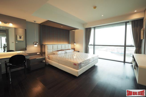 3 Bed, 3 Bath, ApartmentFor Sale, Surasak, Bangkok