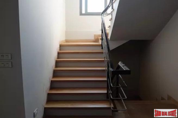 3 Bed, 2 Bath, ApartmentFor Sale, Phrom Phong, Bangkok