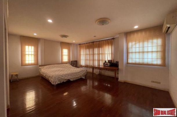 5 Bed, 5 Bath, HouseFor Sale, Bearing, Bangkok 5 Bed, 5 Bath, HouseFor Sale, Bearing, Bangkok