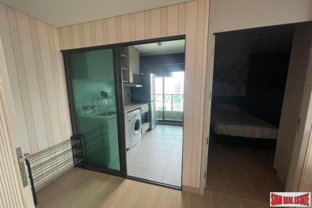 2 Bed, 2 Bath, ApartmentFor Sale, Phetchaburi, Bangkok