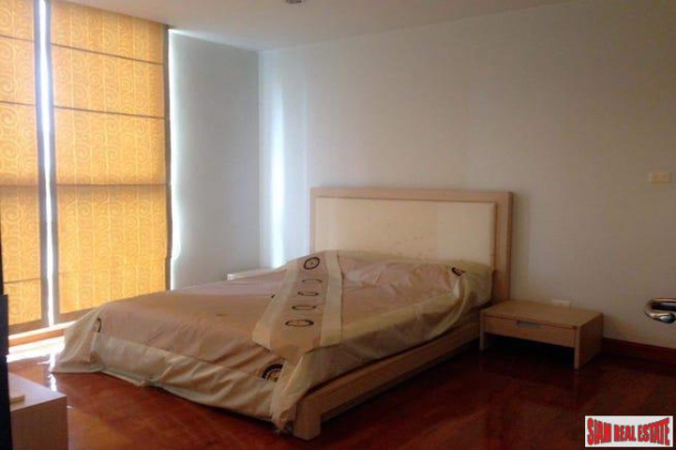 3 Bed, 3 Bath, ApartmentFor Sale, Nana, Bangkok