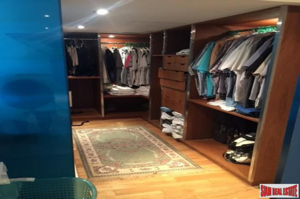 3 Bed, 2 Bath, ApartmentFor Sale, Nana, Bangkok