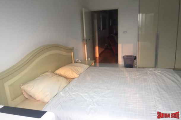 3 Bed, 2 Bath, ApartmentFor Sale, Nana, Bangkok