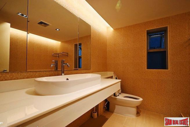 3 Bed, 3 Bath, HouseFor Sale, Phloen Chit, Bangkok