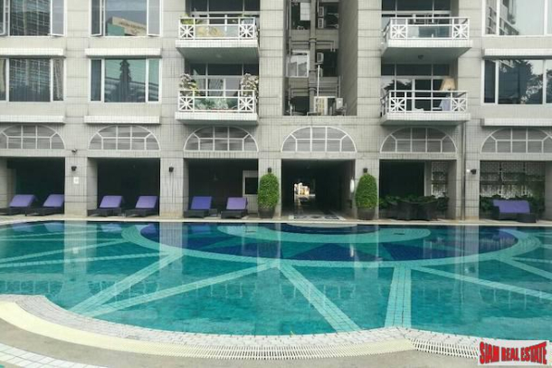 3 Bed, 3 Bath, HouseFor Sale, Phloen Chit, Bangkok