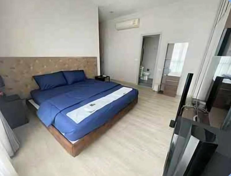 4 Bed, 4 Bath, ApartmentFor Sale, Phetchaburi, Bangkok