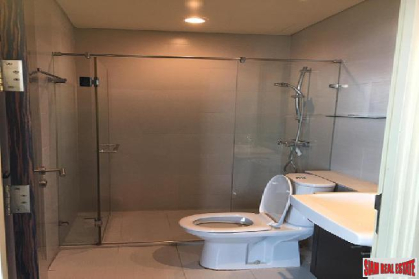 3 Bed, 3 Bath, ApartmentFor Sale, Silom, Bangkok