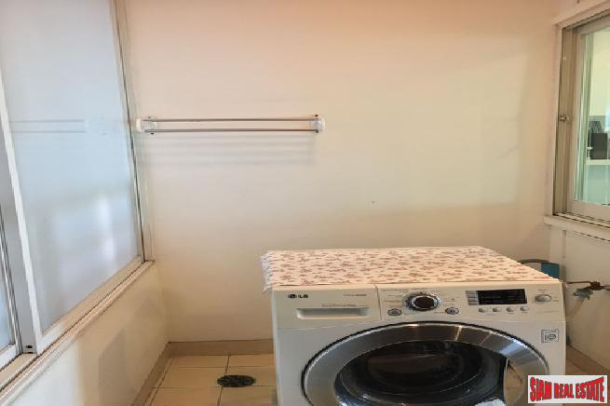 3 Bed, 3 Bath, ApartmentFor Sale, Silom, Bangkok