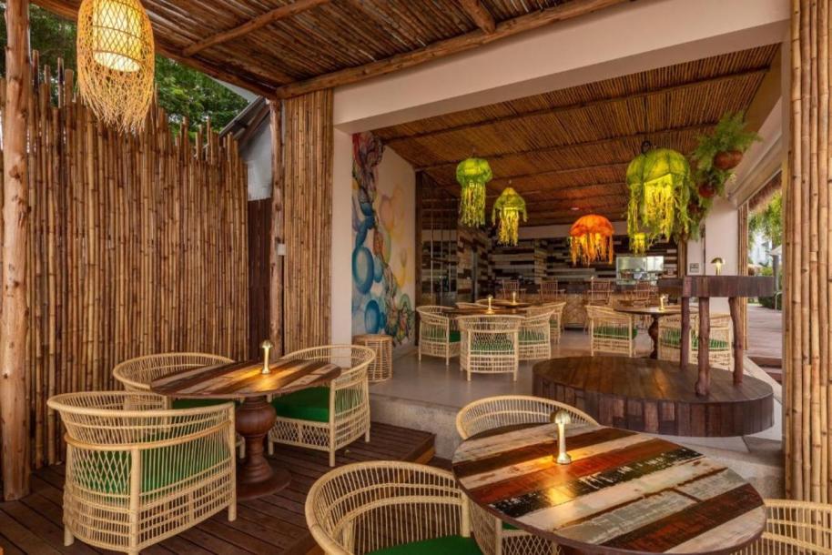 2 Bed, 2 Bath, ApartmentFor Sale, Rawai, Phuket 2 Bed, 2 Bath, ApartmentFor Sale, Rawai, Phuket