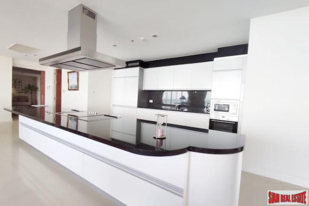 3 Bed, 4 Bath, ApartmentFor Sale, Naklua, Chonburi